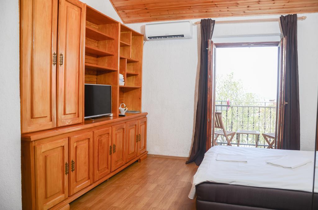 Apartments Nikola Senj  Exterior foto